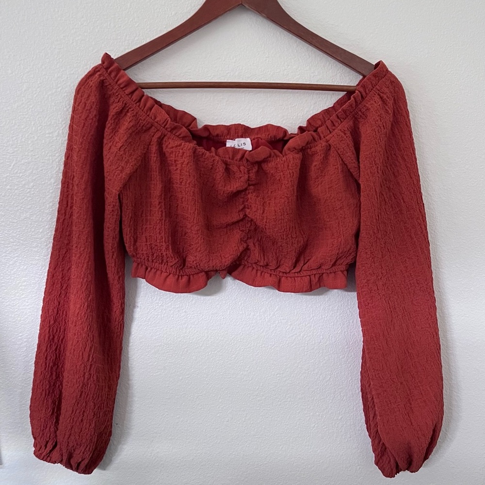 Lelis Collection long sleeve crop top